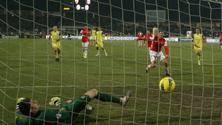 "Valiză" pentru Dinamo în Derby de România!** Scorul contează: cum sunt motivați Niculae și Danciu să RUPĂ‚ plasa porții lui Tătărușanu