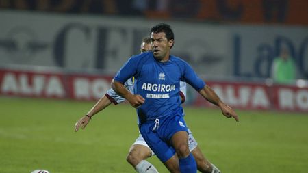 Buia își îndeamnă fiul să apese pedala de accelerație:** "E mai lent decât mine, dar seamănă cu Vieri"