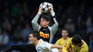 Jucătorul dorit de Rapid și Steaua a ieșit de pe "radarul" granzilor din Liga I!** "Va pleca la o echipă importantă"