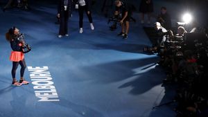 Dialog inedit între Naomi Osaka și Jennifer Brady, după finala fără istoric de la Australian Open: „Cum vrei să îți spun?" | VIDEO