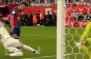Fază cu scandal în Barcelona – Real Madrid: Valverde a oprit mingea cu mâna, dar arbitrul nu a dat penalty, iar VAR nu a intervenit
