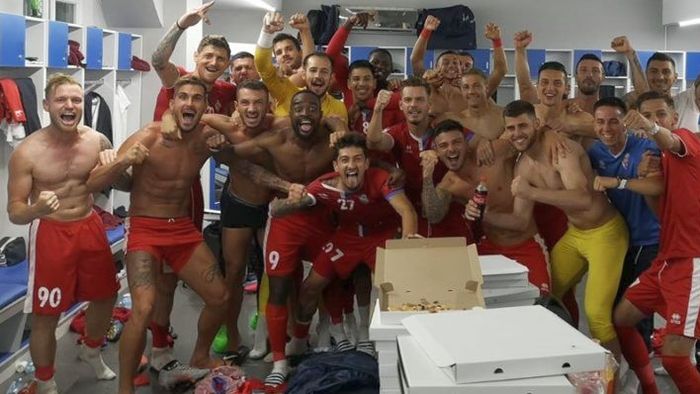 Valeriu Iftime, în culmea fericirii după calificarea lui FC Botoșani în turul II preliminar al Europa League: „Le-am dublat primele când i-am văzut pe mese, ce era să fac?!” | VIDEO EXCLUSIV ProSport Live