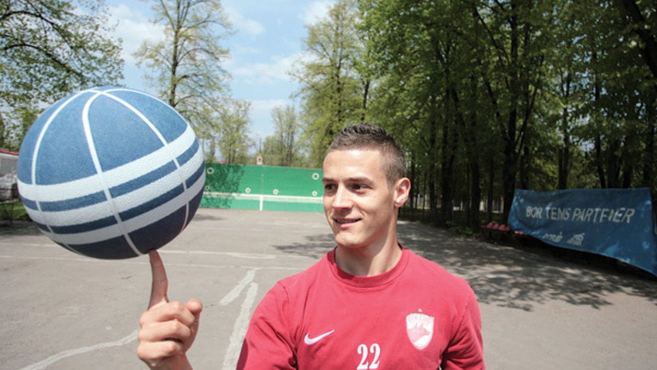 Talismanul "câinilor"!** Dinamo nu a pierdut niciun meci cu Steaua de la transferul lui Torje