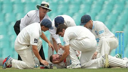 Elton John vorbește despre cricket. Final tragic de campionat în Israel, în săptămâna neagră a cricketului: după australianul Phil Hughes, un arbitru, fost căpitan de națională, a încasat o lovitură fatală