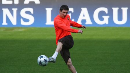 Messi a revenit la antrenamente, **Valdes nu joacă cu Betis