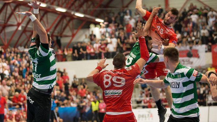 Dinamo, out din Liga Campionilor! Atac furibund la adresa EHF: „Este rușinos ce s-a întâmplat azi. Ce trebuie să facem, să venim și noi cu un sponsor mare ca să fim primiți?”