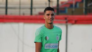 Continuă revoluția "Puriului". Rednic aduce la Dinamo un jucător cu un CV impresionant. Omul care poate rezolva una dintre problemele echipei