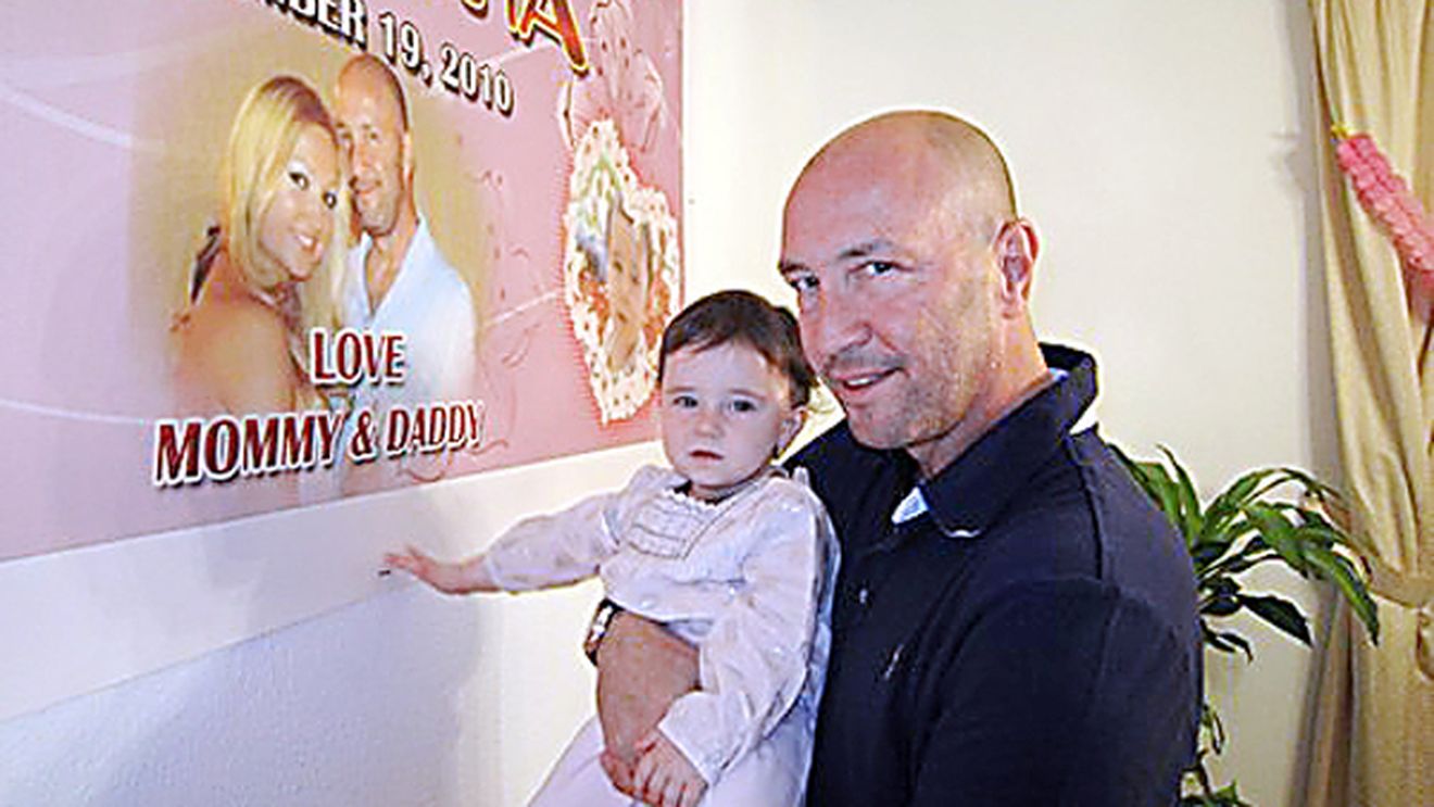 Baby Sami și tata Zenga!** Fostul mare portar vrea să-și facă fiica sportivă, mama nu e de acord :)