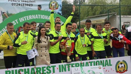 

UEFAntasticii și un fost dinamovist au scris din nou istorie: au câștigat, în premieră, un trofeu