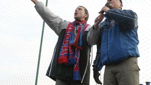 Interzis și în lojă!** Managerul nu va putea să sărbătorească titlul cu numărul 24 alături de echipă, dar este "alungat" de apropiații lui Becali și de la oficială