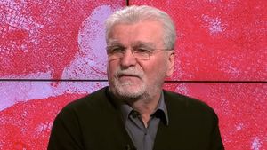 Dinu Gheorghe îl face praf pe Flavius Stoican: „N-am înțeles ce a vrut să joace Dinamo cu FCSB! S-au întins ca pelteaua!” | VIDEO EXCLUSIV ProSport Live