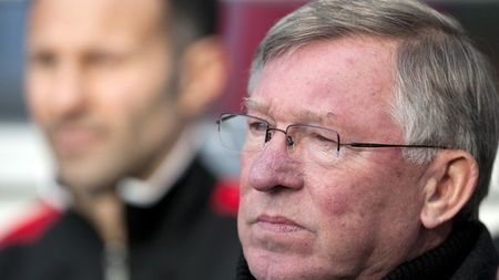 Ferguson l-a făcut mare, dar un fost jucător i-a sărit la gât: "Fără noi nu avea palmaresul așa bun. E un egoist!" ** Află care sunt cuvintele de care e obsedat Sir Alex