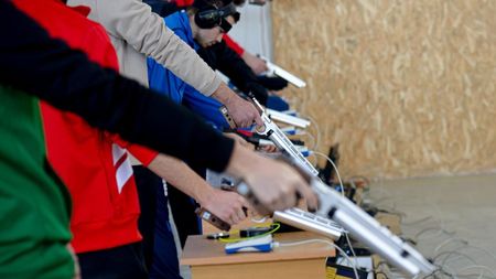 Ediție aniversară a Campionatelor Internaționale de Tir Sportiv ale României, la Iași. Cei mai buni trăgători din România, Moldova și Ucraina se vor întrece la Poligonul „Alin Moldoveanu - Omega Tehnoton”