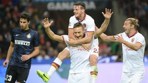 Totti, imperial în Inter - AS Roma 0-3! "Dublă" pentru legendarul atacant al oaspeților