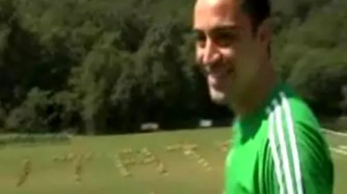 SUPER VIDEO** Copiii din Catalunia au scris cu trupurile lor numele lui Xavi! „Mourinho la Real, o motivație în plus pentru Barcelona”