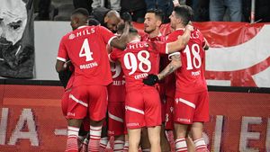 Ce atacant şi-a luat Dinamo. A fost o mare țeapă la fosta echipă a lui Mircea Rednic: „Lua salariu de un milion de euro pe an”