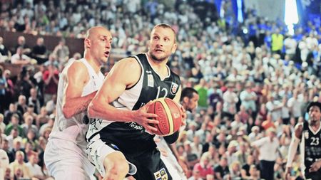 Se dispută cu titlul pe masă!** "U" Mobitelco - Asesoft, azi, la ora 18.00