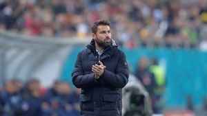 Adi Mutu, sincer după înfrângerea din derby-ul FCSB - Rapid 3-1. „Nu am reușit și ne recunoaștem învinși, plecăm capul!” Îl apără pe Mihai Pintilii. „De ce îi luați meritele?”