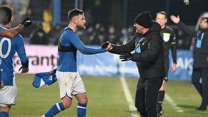 Ce s-a întâmplat în vestiarul lui Gică Hagi, înainte de Farul - Petrolul 2-1. Ce i-a spus „Regele” eroului Cojocaru, după victorie