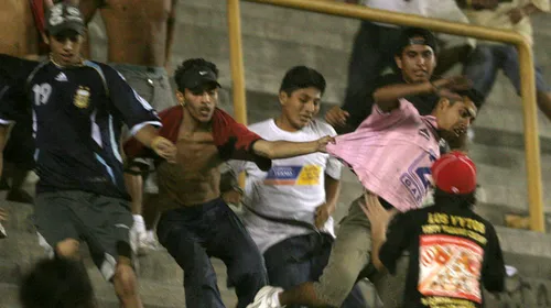 8 arestați și 9 polițiști răniți, în urma incidentelor dintre fanii unei echipe din Peru