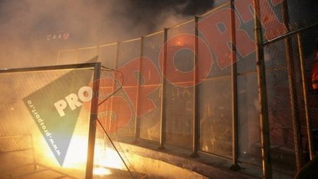 Cum se apără "câinii":** "E INUMAN să arunci vina pe jucătorii lui Dinamo! Cum poate un fular să ascundă o petardă sau o torță?"