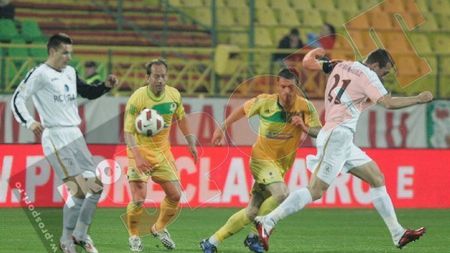 Vaslui, la două puncte de lider!** Porumboiu acuză: "Avem prea multe galbene! Zici că a fost măcel"