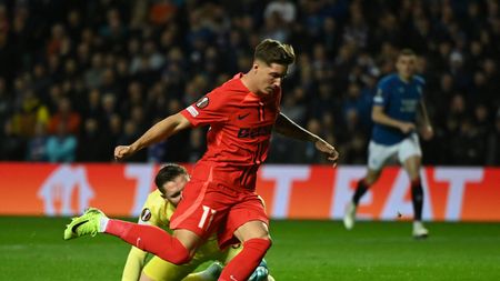 „Cum să nu fie ăsta gol?”. Fanii scoțieni s-au lămurit imediat de faza în care Miculescu a înscris în Rangers - FCSB, dar arbitrul italian a anulat reușita