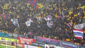 Fanii roș-albaștrilor, la capătul răbdării! Fotbaliștii campioanei au terminat prima repriză din FCSB - CFR Cluj într-un cor de fluierături