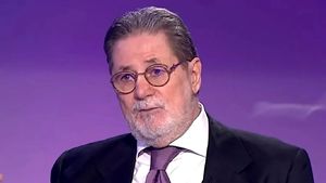 Cornel Dinu dă vina pe Silviu Lung pentru cel mai mare dezastru de la naționala României, cu Generația de Aur, 2-5 cu Cehoslovacia! Îl face praf: "Am greşit! Gino Iorgulescu mi-a cerut să-l schimb la pauză, că era terminat, şi nu l-am ascultat"