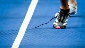 I-a fracturat craniul rivalei chiar în timpul cursei. A plesnit-o cu bățul de la ștafetă: imagini fără precedent în atletism