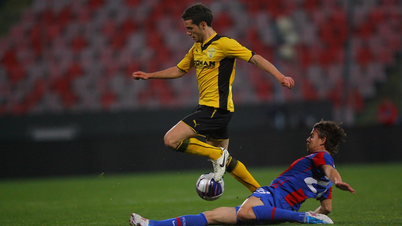 Steaua i l-a "furat" pe Pârvulescu lui Dinamo, dar poate rămâne fără Chipciu!** "BOMBA" care îi dă mari emoții lui Becali