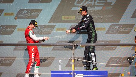 SPECIAL Un român a strălucit în Qatar! David Cosma Cristofor, locul secund în Formula 4