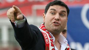 "Cei de la Unirea sunt vai de mama lor!** N-au bani să-și țină jucătorii!"