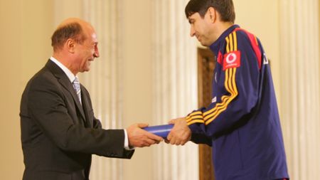 Sandu: "Îl înlocuim pe Pițurcă dacă intră în politică"