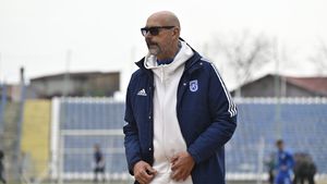 FCU Craiova a mai pierdut un meci în play-out-ul Ligii 2. Valentin David, după eșecul de la Buzău: ”Păi, tu ce ești?! Fotbaliștilor nu le-a cerut nimeni să se urce pe Lună”
