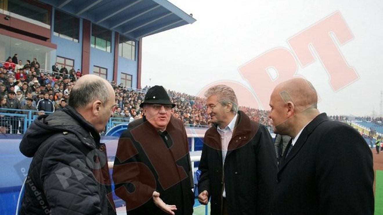 "Locul Craiovei nu este la Severin!** Mititelu greșește dacă mută echipa acolo!" TU CE PĂ‚RERE AI?