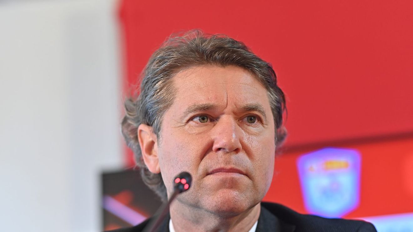 Cere ca Florin Răducioiu să nu fie umilit de conducerea „câinilor”: „Nu a ajuns trompeta lui Dinamo! Sunt alții buni să urle la arbitri” | EXCLUSIV