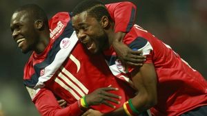 Transfer cu peripeții pentru Sow! ** Probleme pentru avionul care l-a adus pe noul golgheter al Turciei la Istanbul: "Am început cu stângul la Fenerbahce"