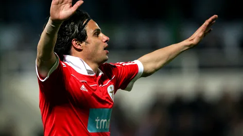 După 9 ani petrecuți la Benfica,** Nuno Gomes va juca un sezon la Braga