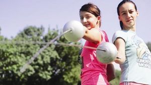 Albinele! **Ana Maria Brânză și Simona Alexandru vor să "înțepe" un nou titlu continental la scrimă