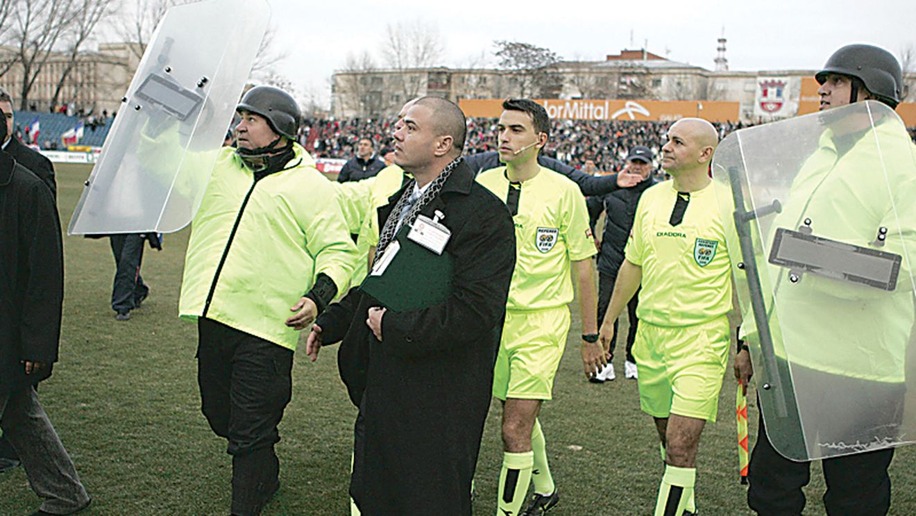 Oțelul, sfărâmat