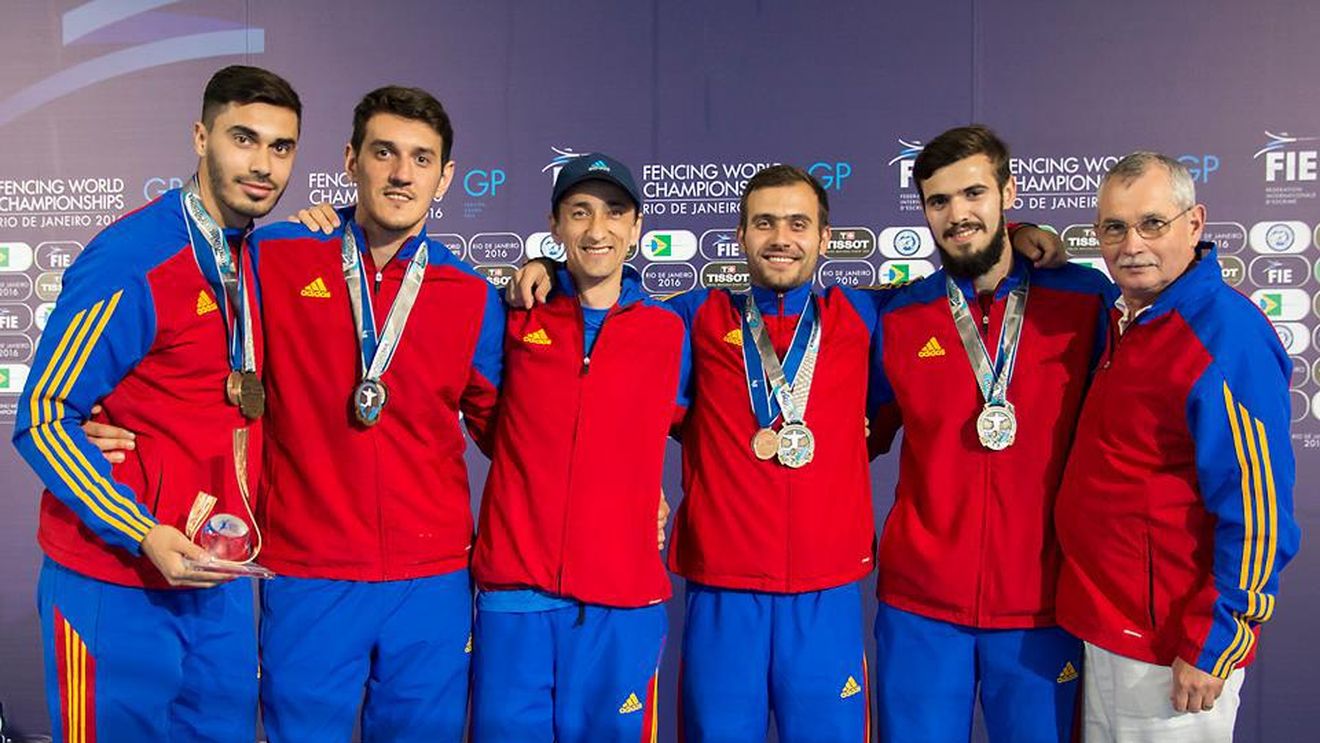 România a ajuns la 85 de sportivi calificați la Jocurile Olimpice, dar bate deja spre 100! Delegația olimpică are însă o șansă în minus la podium. Cine a câștigat o medalie, după ce a ajuns mai devreme la Rio