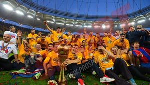 A fost aproape la fel de aplaudat ca Reghecampf și Chiricheș! Niciodată un stelist de pe bancă nu a fost atât de iubit de fani