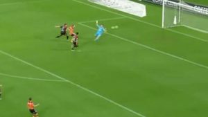 VIDEO Așa ceva mai rar!** Un albanez a reușit un hat-trick în mai puțin de 6 minute!