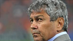 Lucescu își reia războiul cu arbitrii! Vezi ce le pregătește celor de la Arsenal!