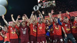 CFR Cluj mai poate ceda un jucător în Turcia, după Graovac! Veste uriașă pentru omul de bază al echipei ardelene  | EXCLUSIV
