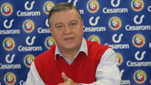 Sandu: "Boloni n-o să ia niciodată trei milioane salariu"