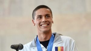 Cine transmite la TV cursa lui David Popovici din semifinalele probei de 200 de metri liber de la Jocurile Olimpice Paris 2024