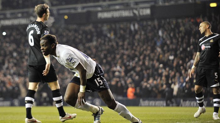 Louis Saha** a semnat un contract pe un sezon cu Sunderland