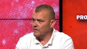 Gheorghe Mustață dezvăluie de ce protestul Peluzei Nord s-a întrerupt după un sfert de oră din FCSB - FC U Craiova: „Toată lumea a fost de acord!”